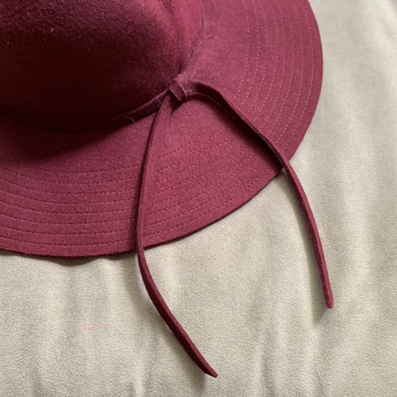 Floppy Wide Brimmed Burgundy Red Wine Felt Hat - Picture 2 of 4